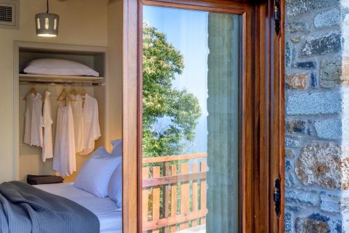 Adama Room Type - Superior Suite