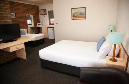 Bega Downs Motor Inn