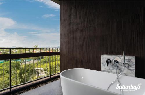 バルコニー/テラス, サタデーズ レジデンス バイ ブラウン スターリング (Saturdays Residence by Brown Starling) in プーケット