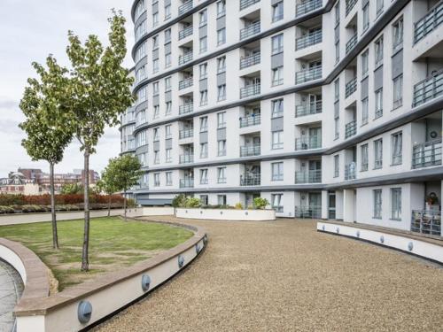 Oakdale Apartments - image 14