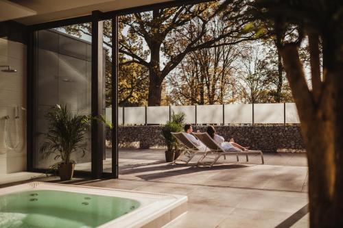 Best Western Plus Golden Lakes Hotel - image 10