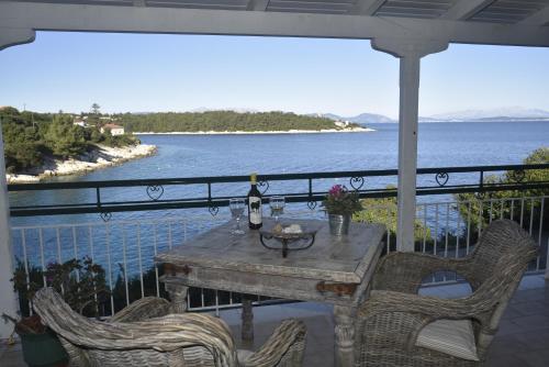 Stella Cottage Fiskardo gîte à louer Stavrós