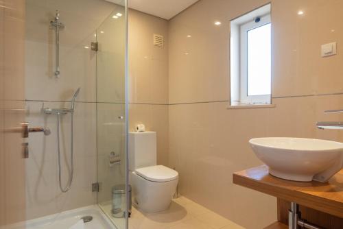 Three-Bedroom Villa with Private Pool image 9