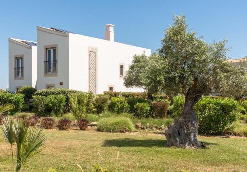 Family Villa (2 Adults + 2 Children) image 9
