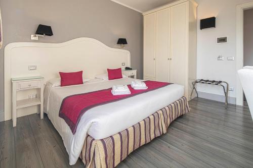 Domus Castrense - image 4