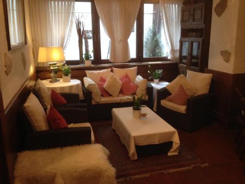 Паб/Коктейль-бар, Hotel und Restaurant -Gasthaus Zur Pfalz in Hockenheim