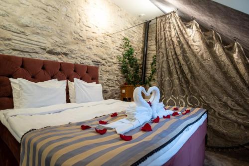2 bedrooms, 2 beds