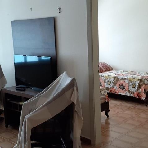 Apartamento 1 dormitorios , Pitangueiras, Guaruja , 6 pessoas near Rasa Manjari