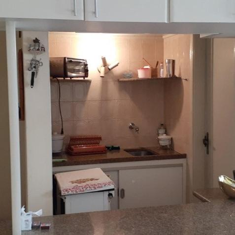 Apartamento 1 dormitorios , Pitangueiras, Guaruja , 6 pessoas near Rasa Manjari