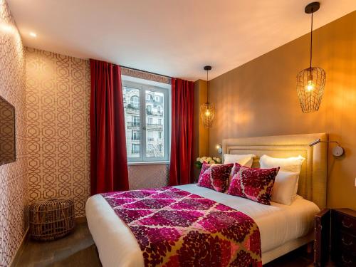 be you luxury aparthotel la chouette 72 boulevard de clichy paris france fr 75018 be you luxury a