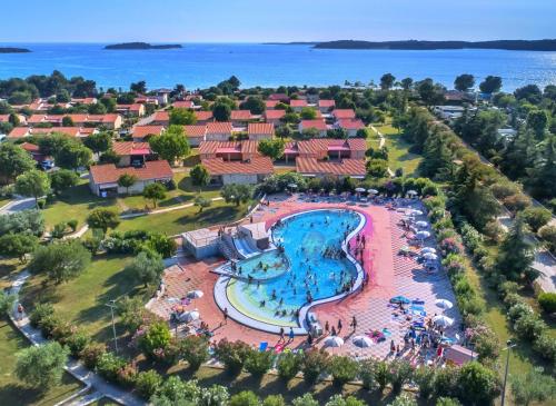 Mobile Homes Bi Village - Adriatic Kampovi 1