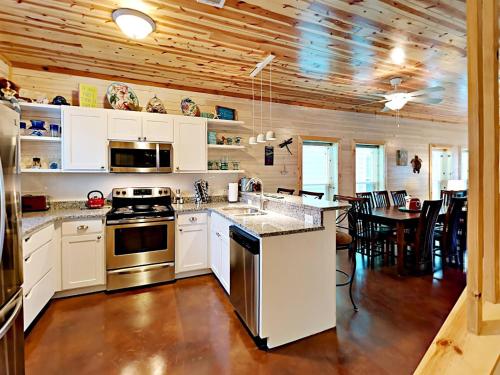 #704 The Commons Townhouse - image 4