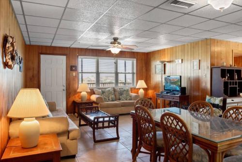 Island Retreat 26 condo - image 3