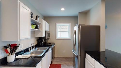 Island Retreat- A Unit condo - image 8