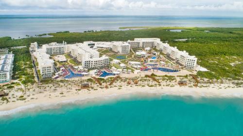 Planet Hollywood Cancun, An Autograph Collection All-Inclusive Resort