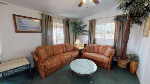 Beach House Bungalow - image 8