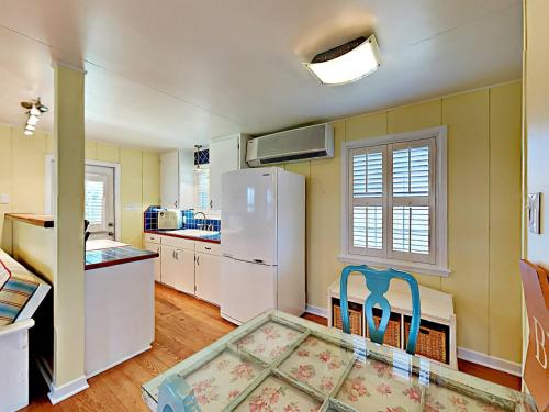 Breezy Cottage - image 4