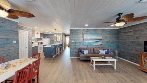 Blackie's Texas Slam: Redfish home - image 2