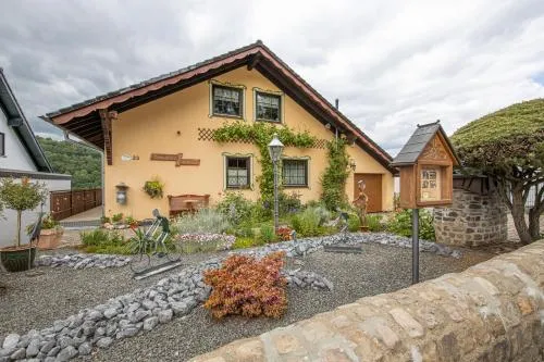 Ferienwohnung-Mediterran in Einruhr, Deutschland