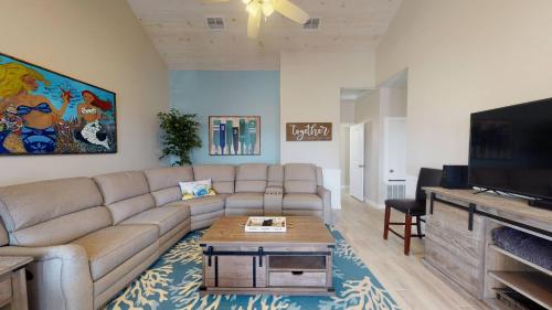 Beachside Corner townhouse - image 7