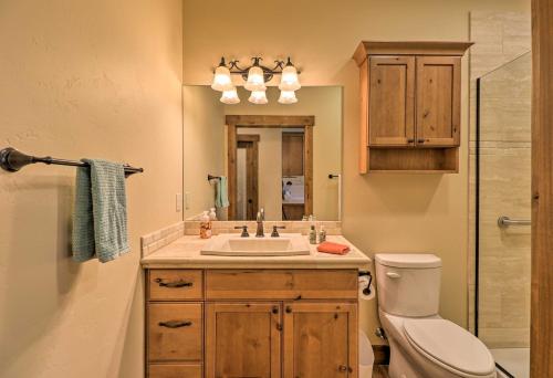 Bigfork Modern Living - Pet and Family Friendly! - image 7