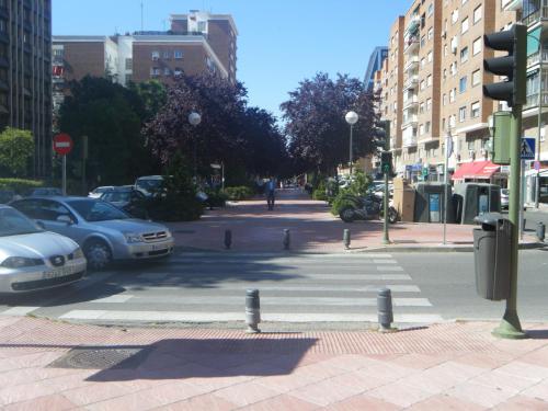 Madrid Studio Apartments - image 10