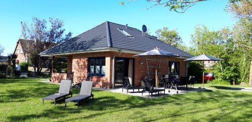 Tante Käthe in Nordstrand, Deutschland