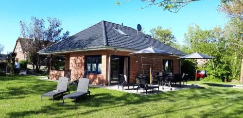 Tante Käthe in Nordstrand, Deutschland