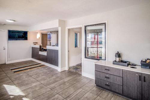 大堂, 6號汽車旅館-埃爾科,內華達州 (Motel 6 Elko, NV) in 艾爾克 (NV)