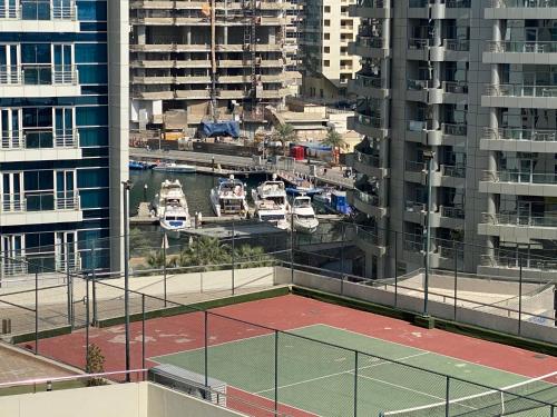 Luxury 1br in Dubai Marina, ask for July Full month offer, Dubai (photo 7)