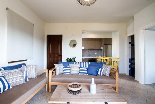 Mike's apartment I Luxury above the sea 4