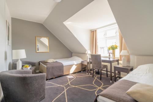 Hotel Dania - image 8