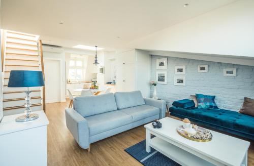 Sky and Sea by Renters Prestige - image 5