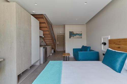 2 bedrooms, 3 beds