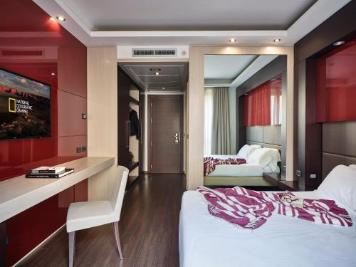 2 twin beds