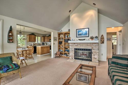 Waterfront Hammond Home with Grill and Boat Dock! in Hammond, USA