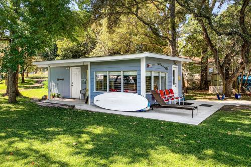 Cottonwood Cottage on Lake LBJ in Burnet