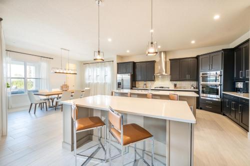 Luxury Home at Bear's Den near Disney! Includes Private Pool & Resort Amenities 972JN - image 7