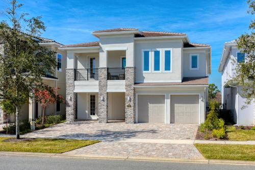 Luxury Home at Bear's Den near Disney! Includes Private Pool & Resort Amenities 972JN Kissimmee Florida