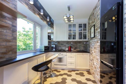 Apartland on Korolya 18