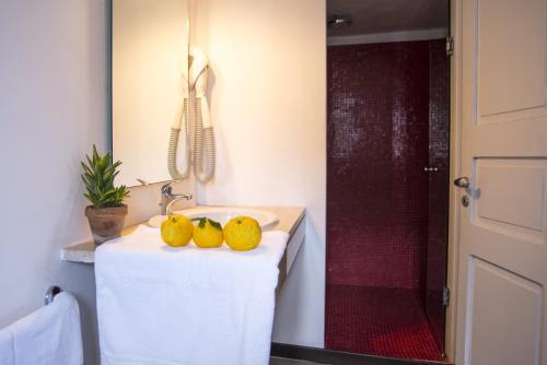 Hotel Santa Isabel - image 10
