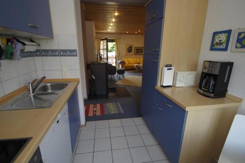 Kitchen, Ferienstudios Familie Harnier in Hofbieber
