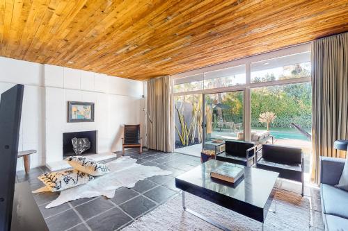 Wexler Modern Villa Permit# 4537 in Palm Springs, USA