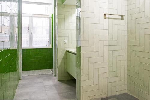 Colourful and Tasteful 2bedroom Apartment in Graça - image 11