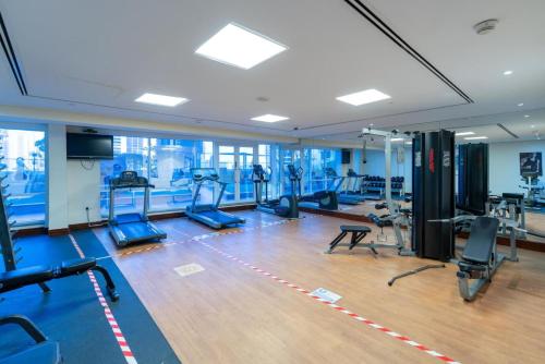 Stylish and Classy Studio in JLT - image 10