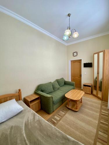 Guest House Mariyka - image 7