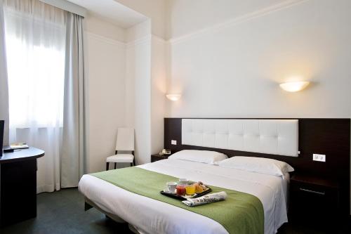 2 twin beds