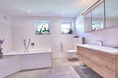 Badkamer, Bergblick Acht Mondsee in Innerschwand am Mondsee