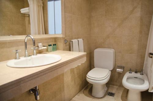 Triple Room image 2