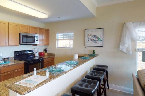 210 - Palms of Treasure Island - image 8